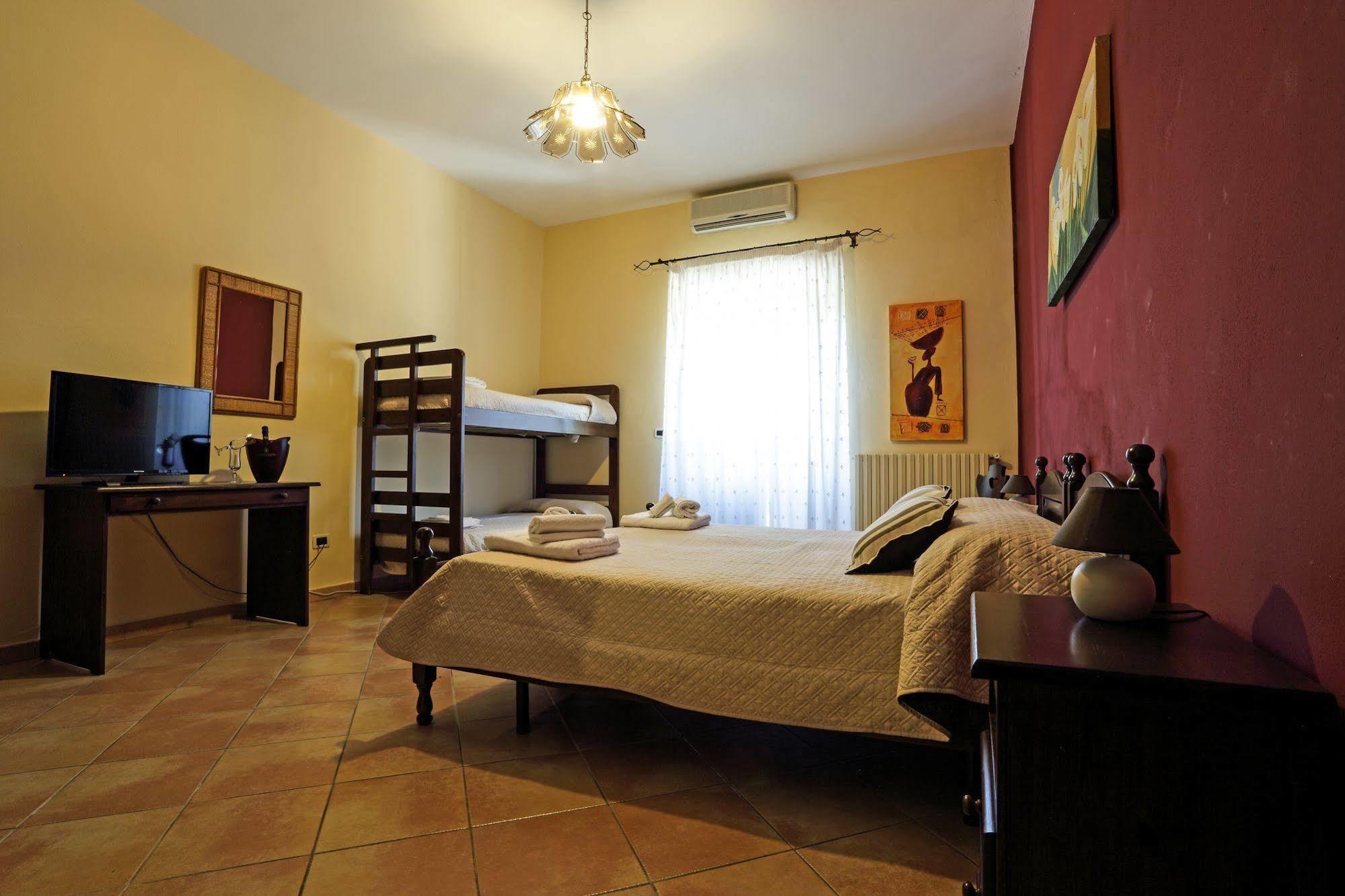 Agriturismo Tenute Pollara Roccamena Exterior foto